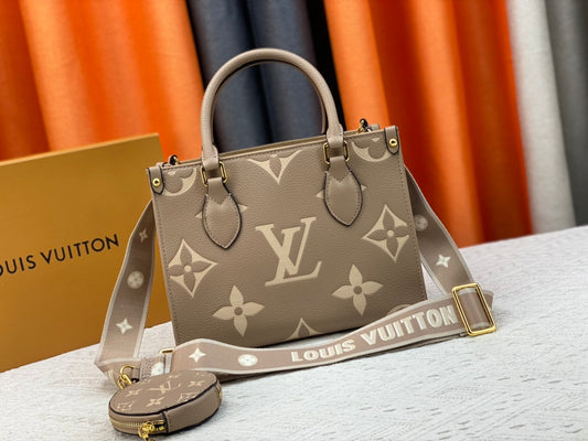 Louis Vuitton Aaa Quality Tote-Handbags For Women #1119347