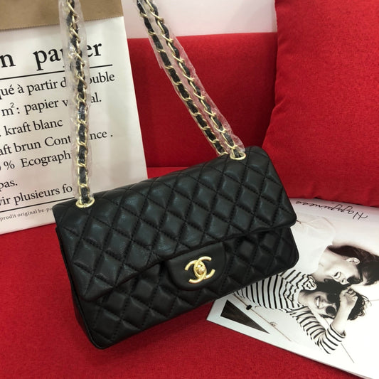 Chanel Aaa Quality Shoulder Bags For Women #1122184