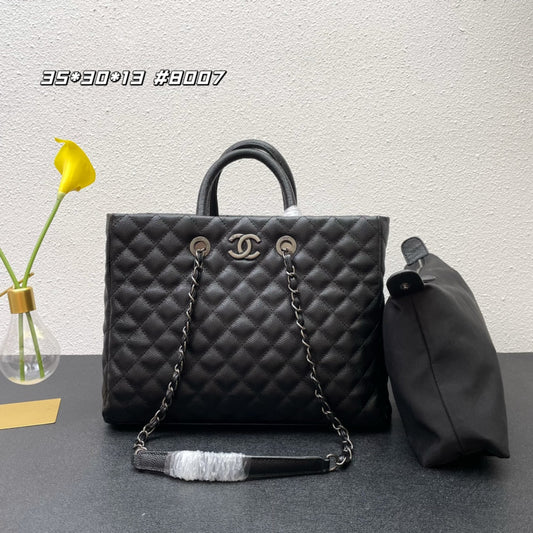 Chanel Aaa Quality Handbags For Women #1122207