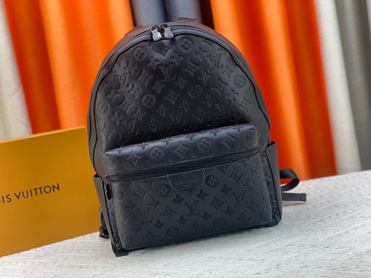 Louis Vuitton Aaa Quality Backpacks For Unisex #1122747