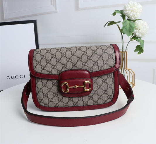 Gucci Aaa Quality Shoulder Bags For Women #1125398