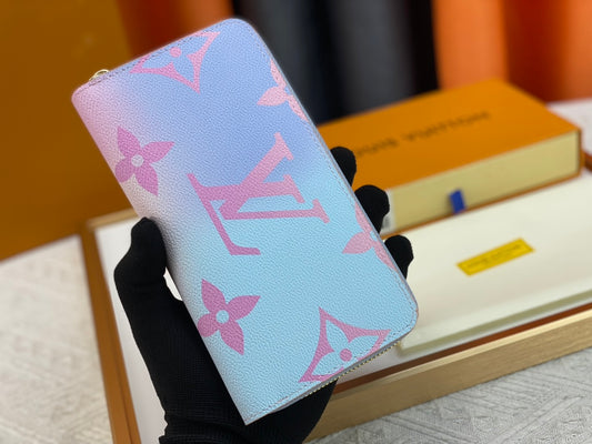 Louis Vuitton Lv Wallets #1126424