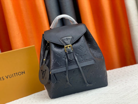 Louis Vuitton Aaa Quality Backpacks For Women #1126427