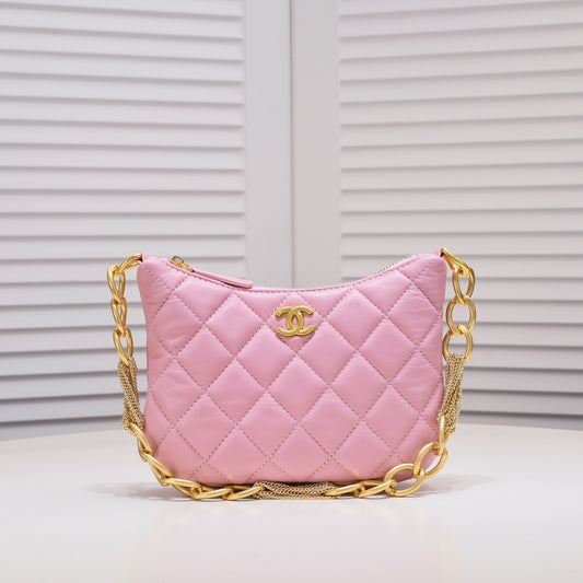 Chanel Aaa Quality Shoulder Bags For Women #1126600