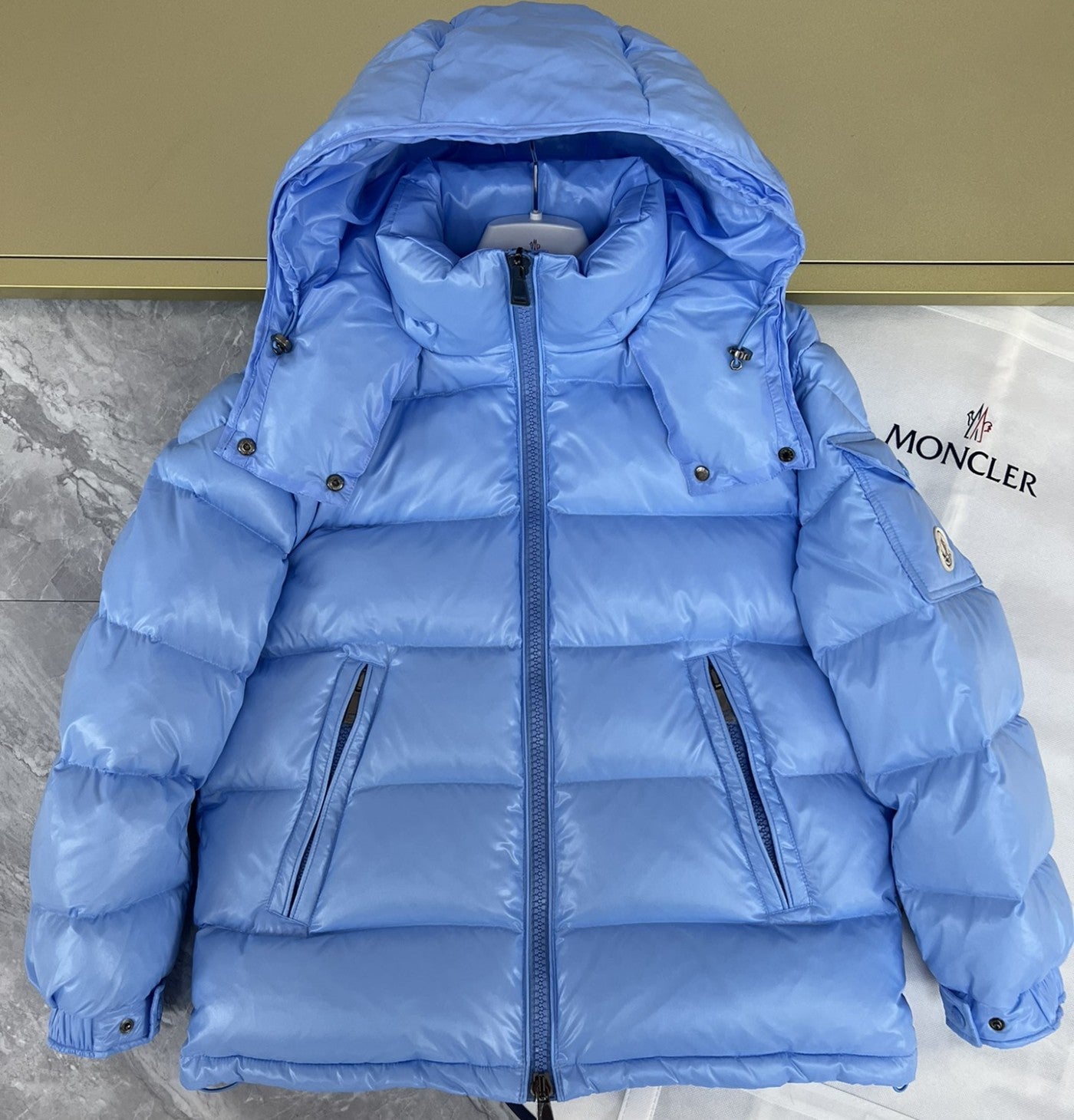 Moncler Down Feather Coat Long Sleeved For Women #1155106