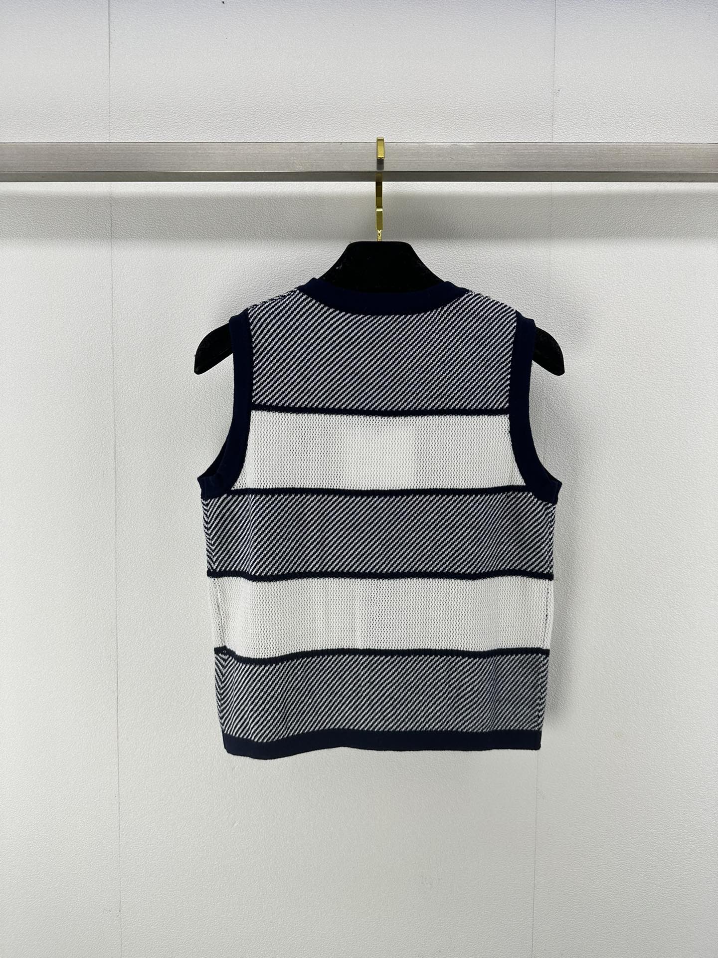 Chanel Sweaters Sleeveless For Women #1228493