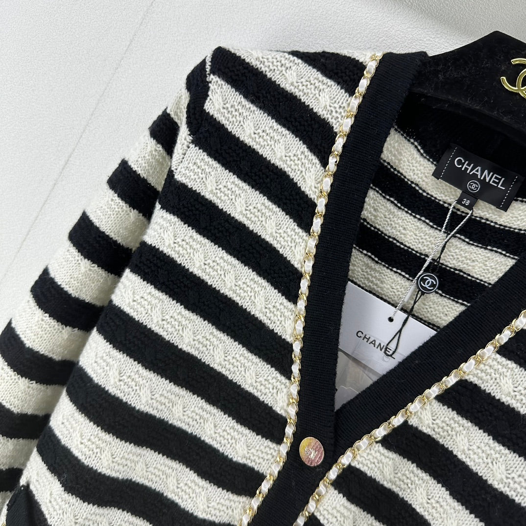 Chanel Sweaters Long Sleeved For Women #1228499