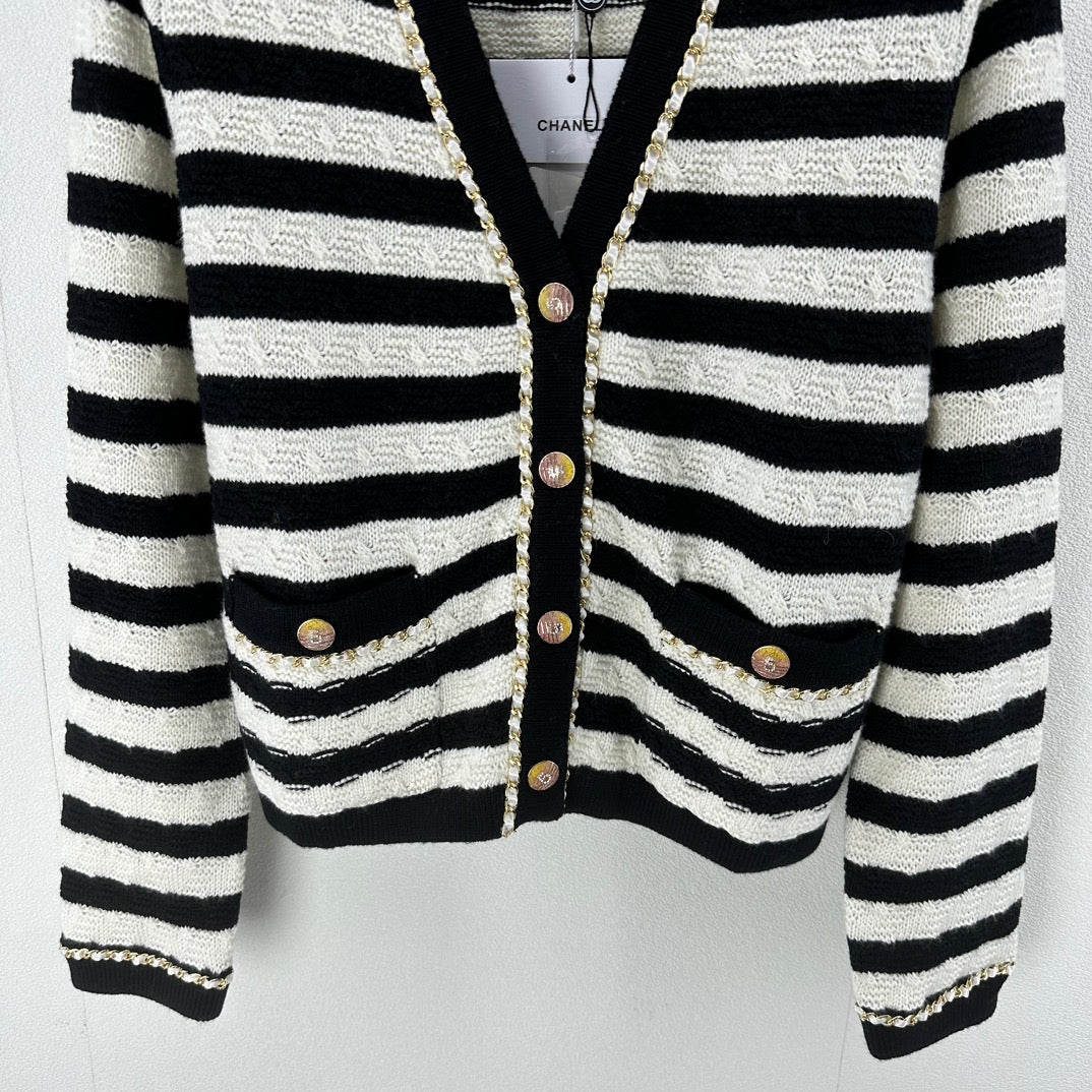 Chanel Sweaters Long Sleeved For Women #1228499