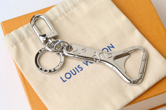 Louis Vuitton Lv Key Holder And Women Bag Buckle #1233874