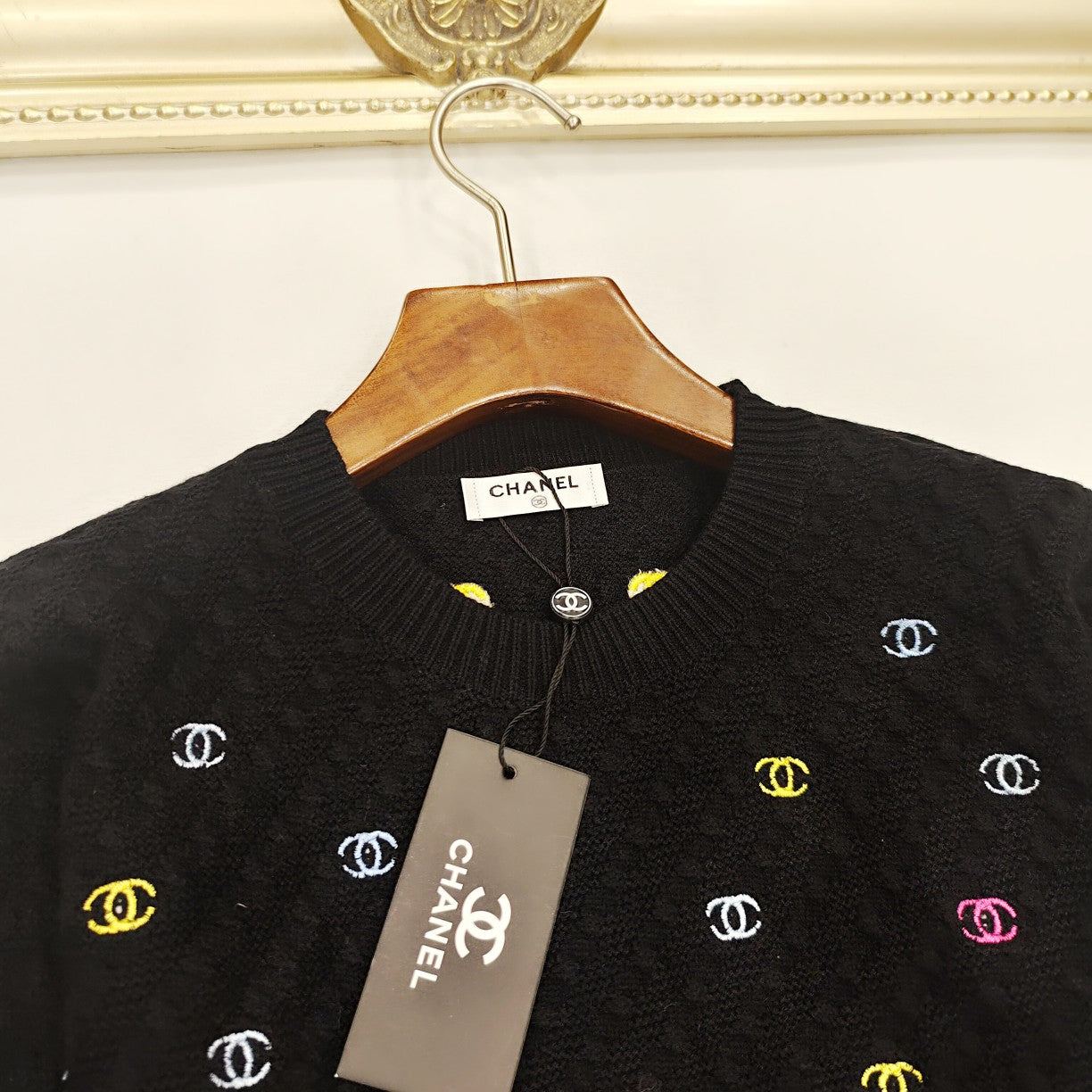 Chanel Sweaters Long Sleeved For Women #1237663