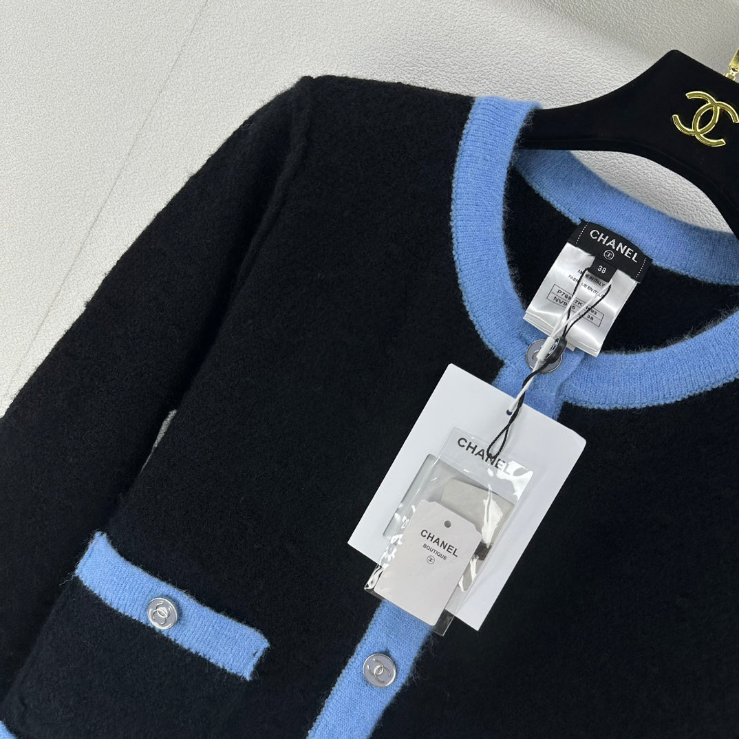 Chanel Sweaters Long Sleeved For Women #1237672