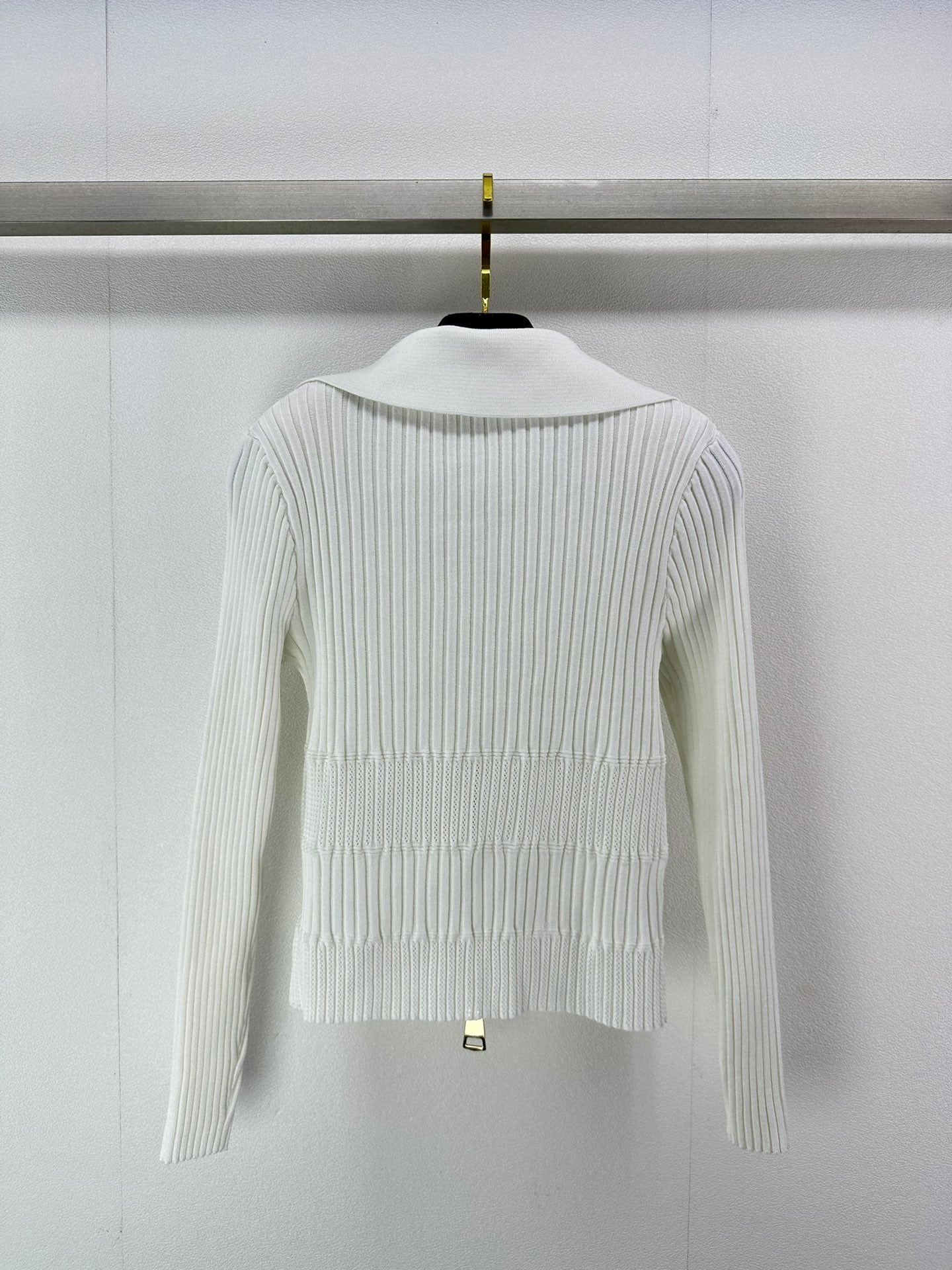 Chanel Sweaters Long Sleeved For Women #1237681