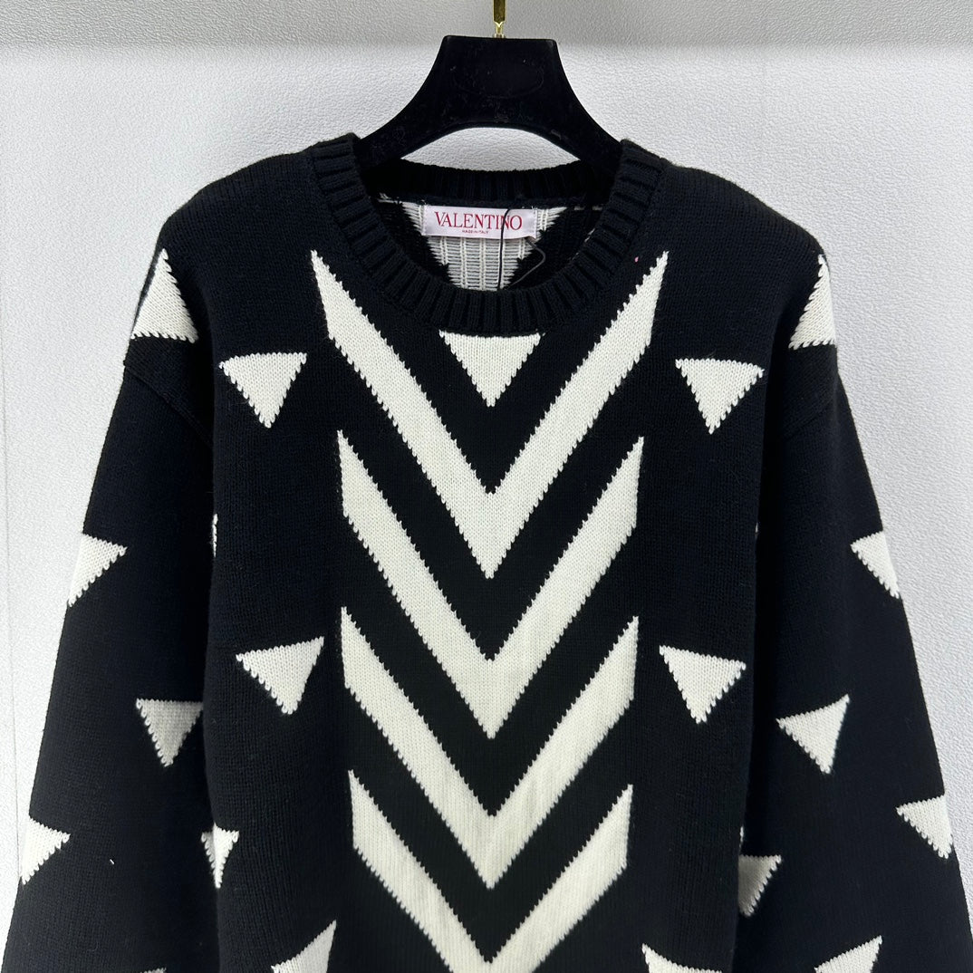 Valentino Sweaters Long Sleeved For Women #1237732