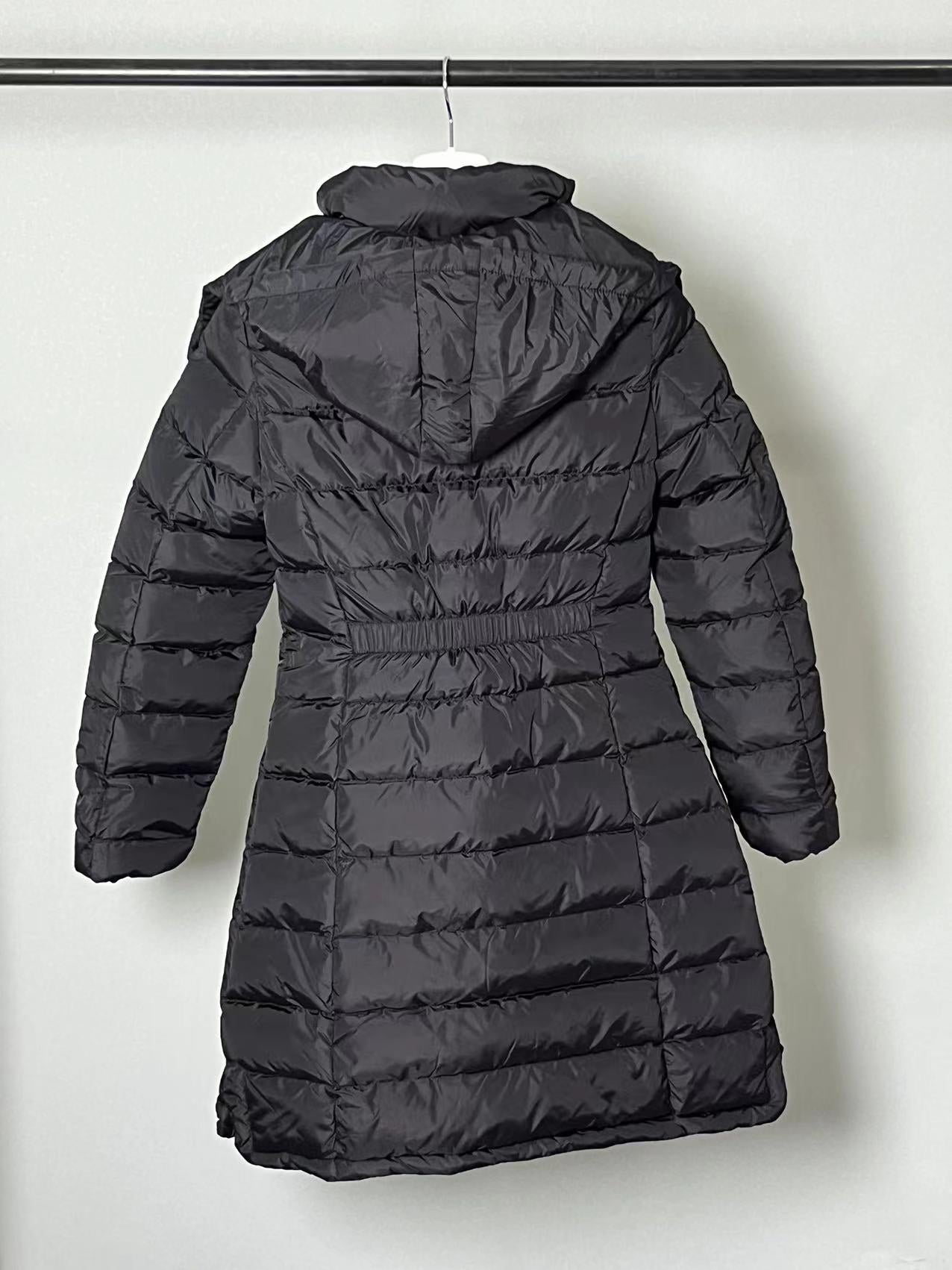 Moncler Down Feather Coat Long Sleeved For Women #1238551