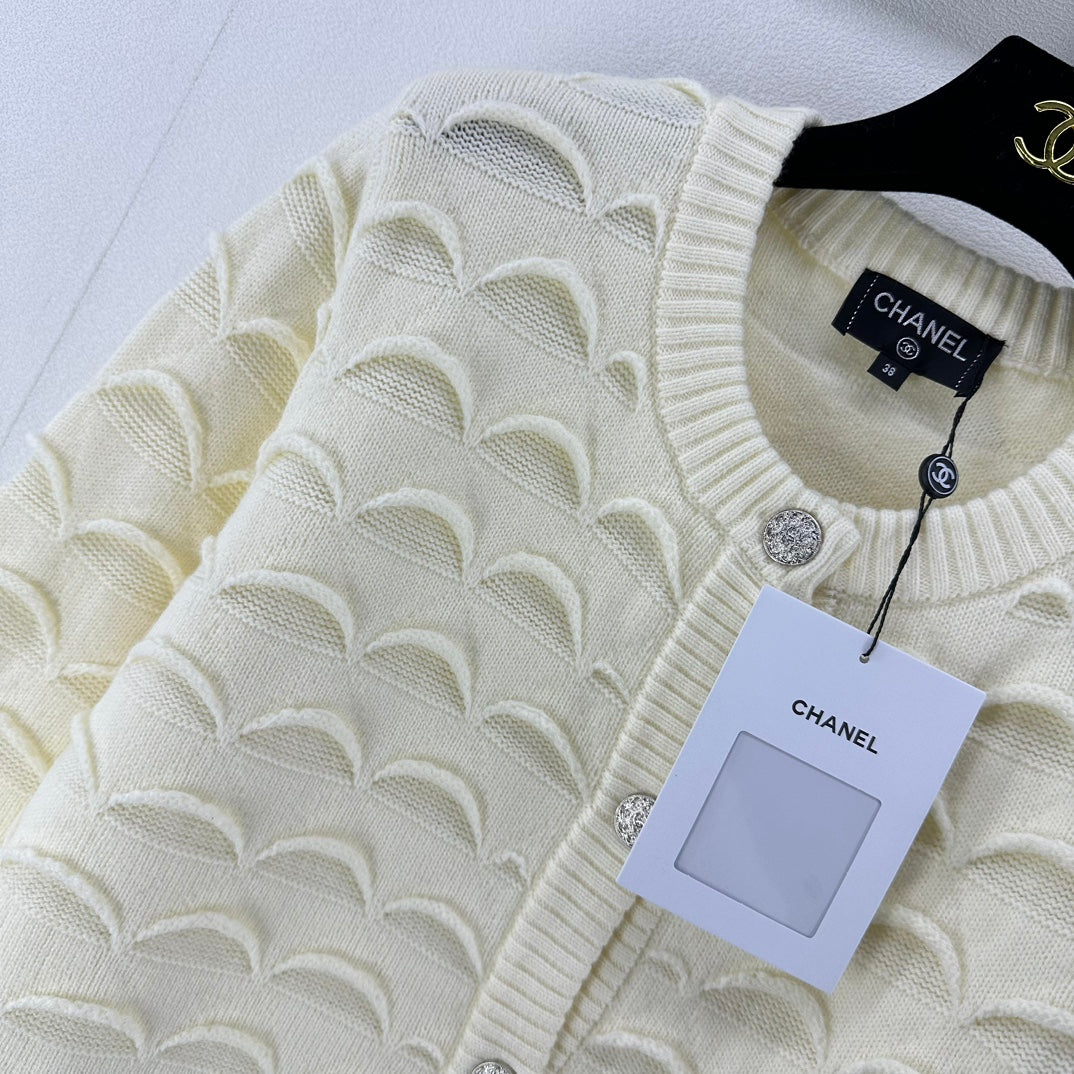 Chanel Sweaters Long Sleeved For Women #1239562