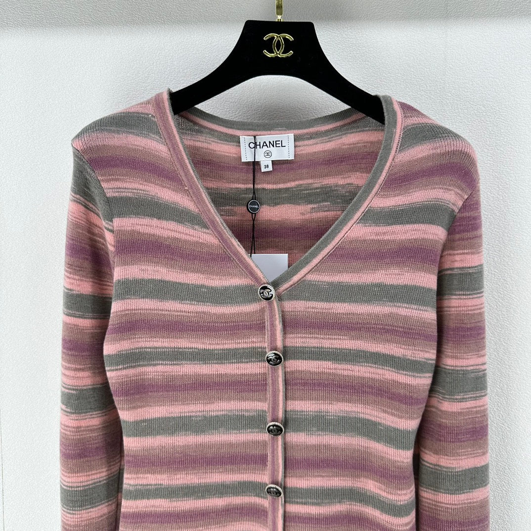 Chanel Sweaters Long Sleeved For Women #1239566