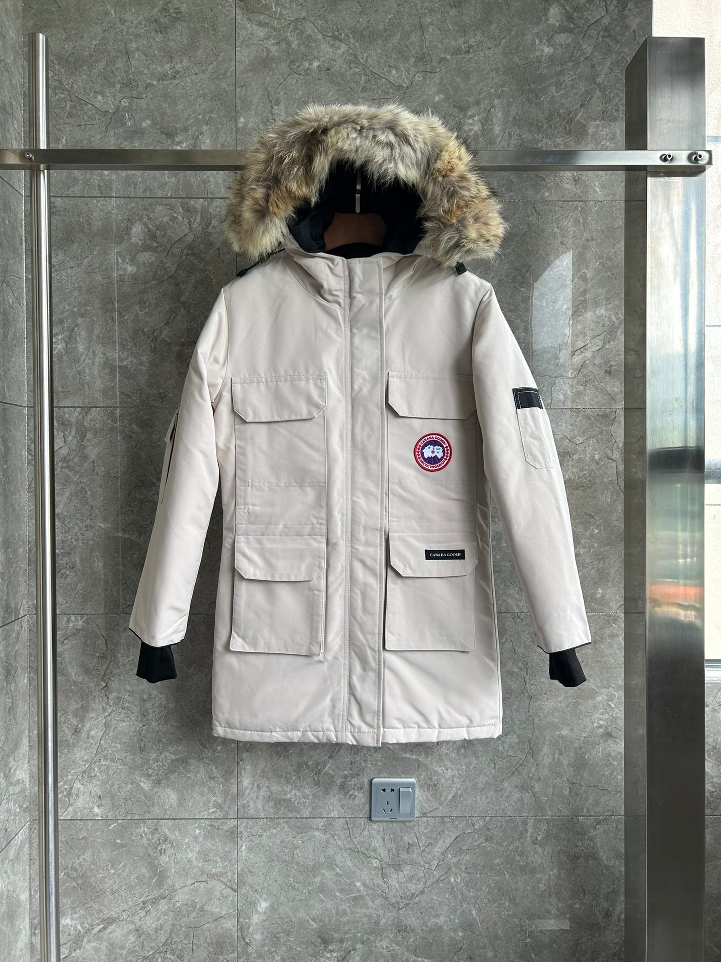 Canada Goose Down Feather Coat Long Sleeved For Women #1242253