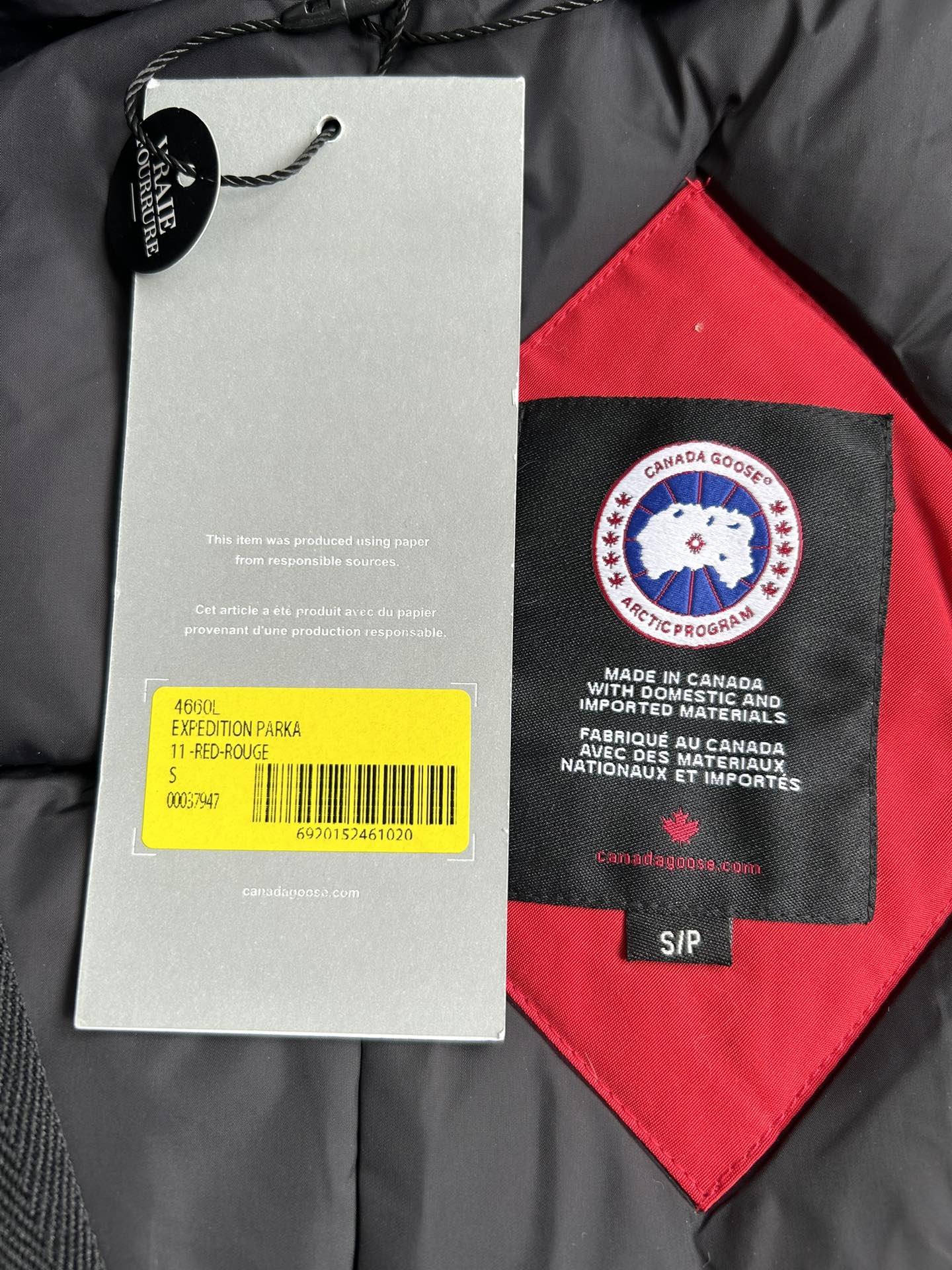 Canada Goose Down Feather Coat Long Sleeved For Women #1242262