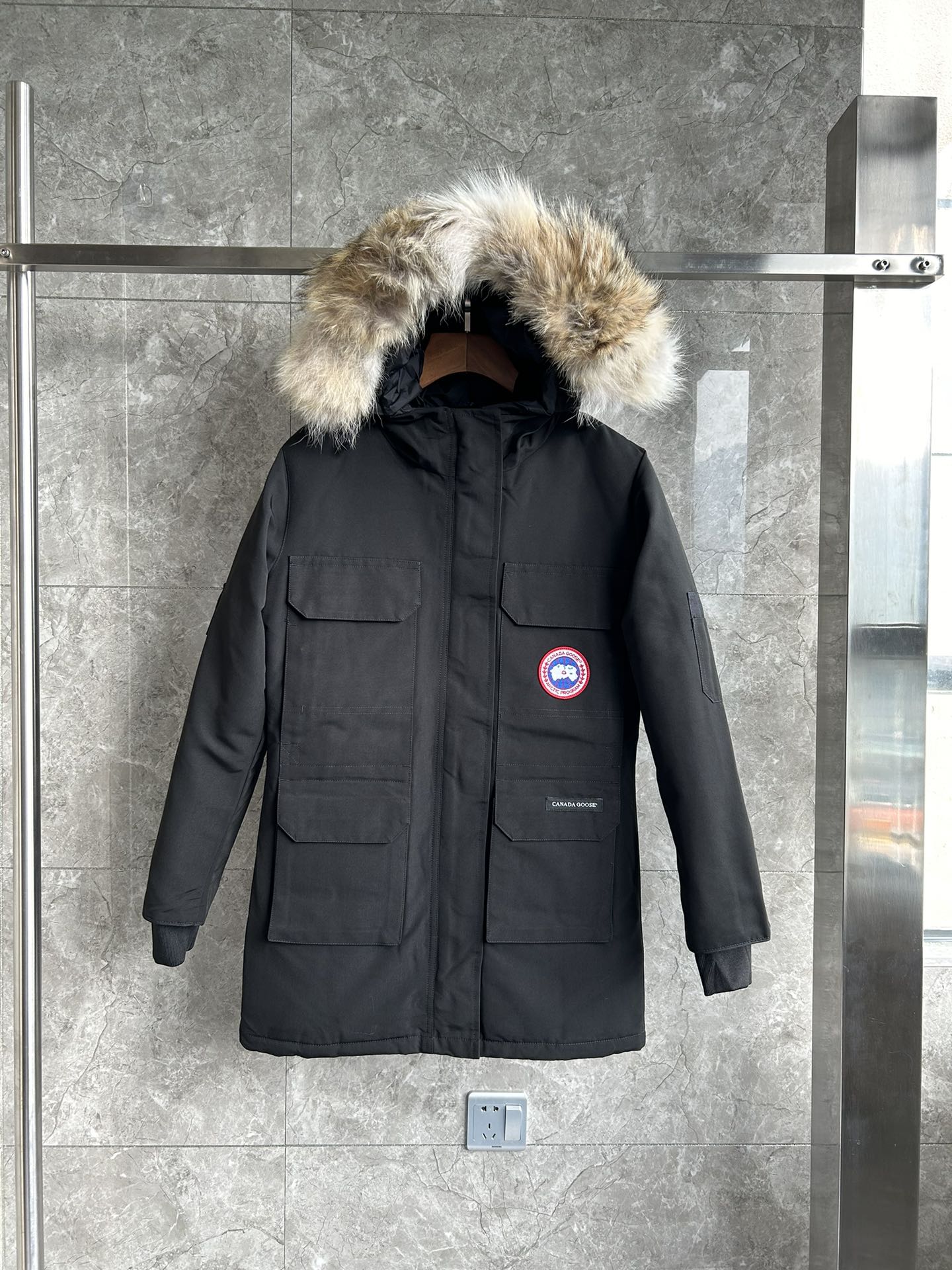 Canada Goose Down Feather Coat Long Sleeved For Women #1242263