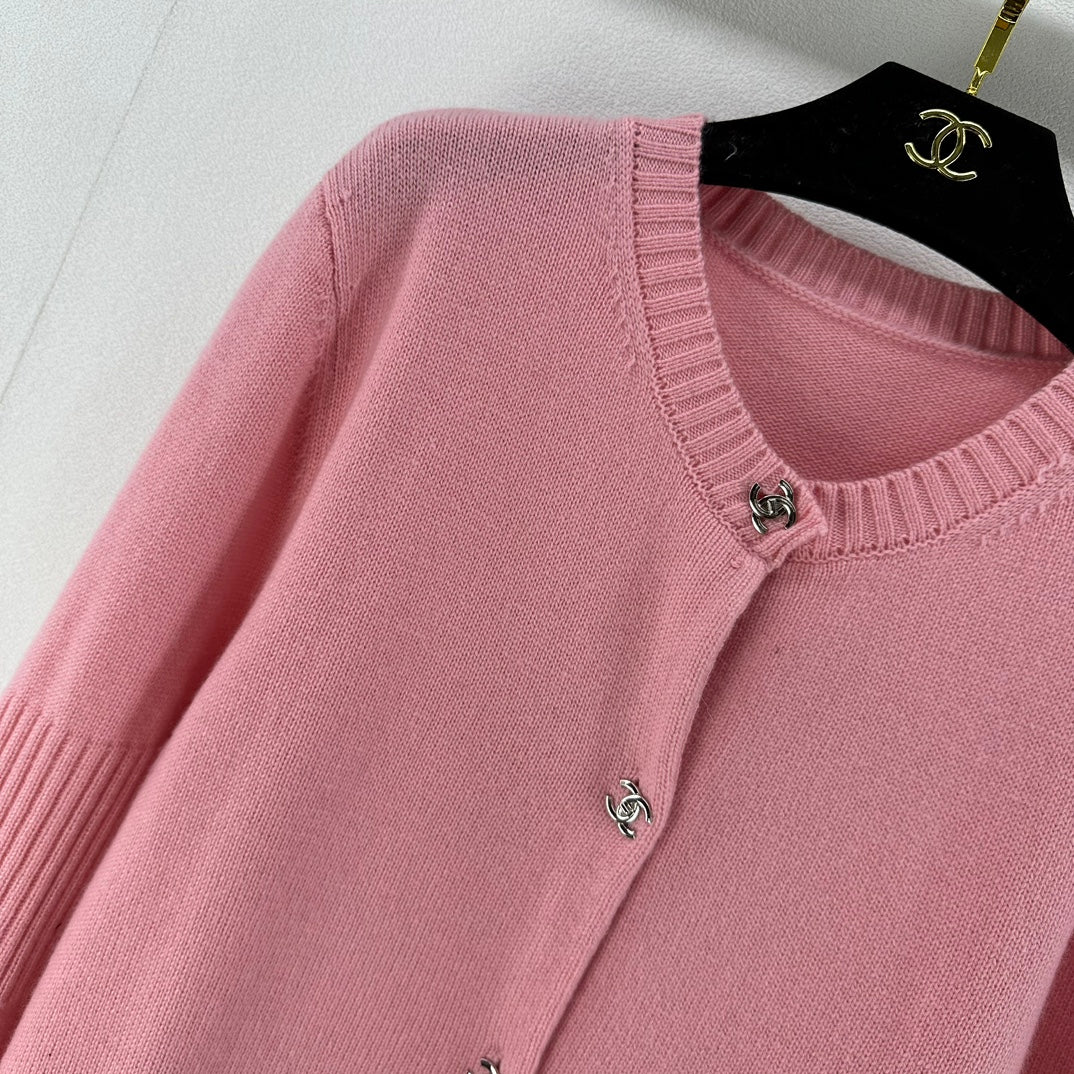 Chanel Sweaters Long Sleeved For Women #1242642