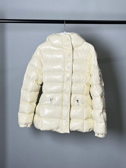 Moncler Down Feather Coat Long Sleeved For Women #1245018