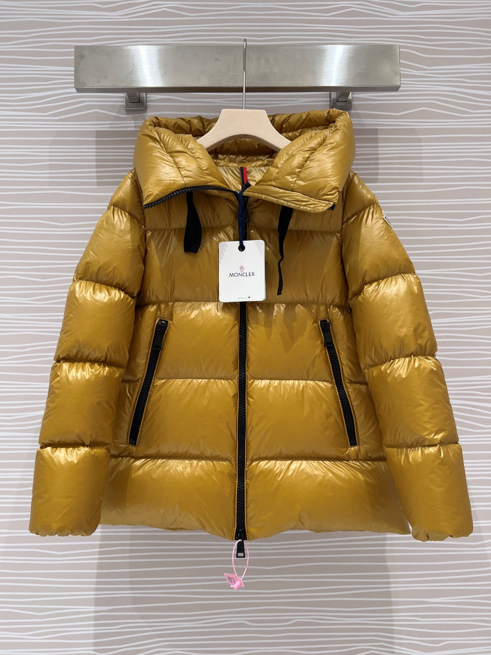 Moncler Down Feather Coat Long Sleeved For Women #1250944