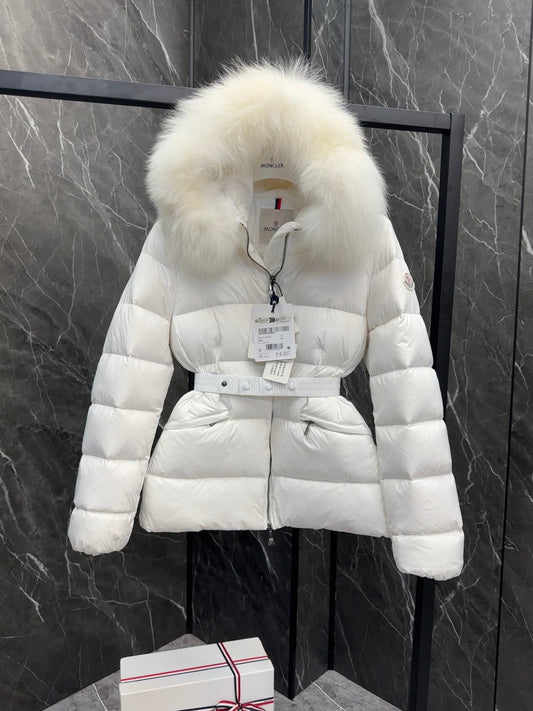 Moncler Down Feather Coat Long Sleeved For Women #1251263