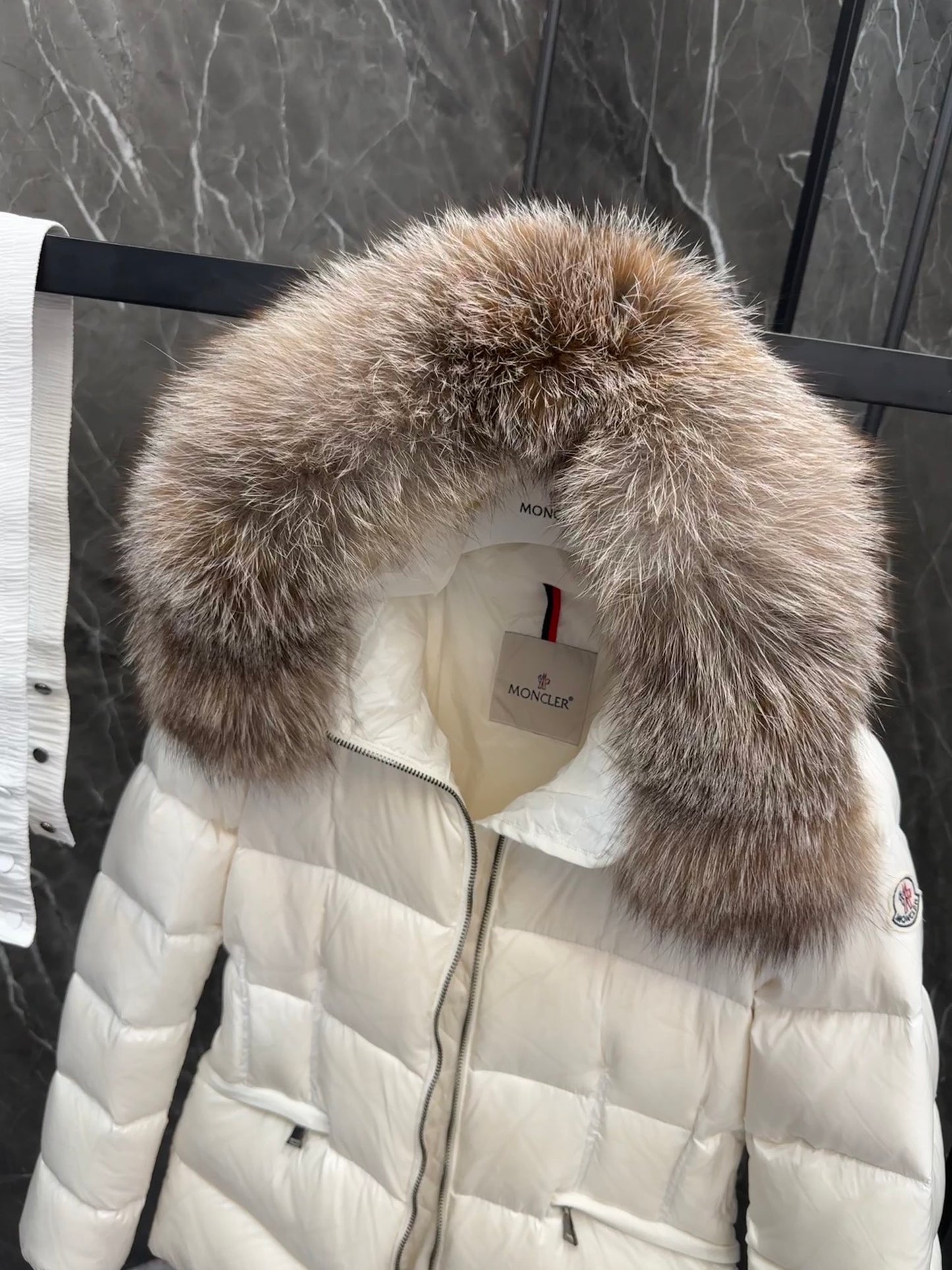 Moncler Down Feather Coat Long Sleeved For Women #1251264