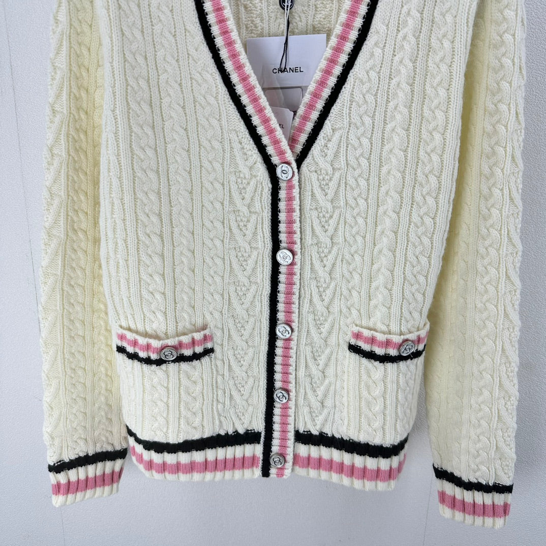 Chanel Sweaters Long Sleeved For Women #1251665