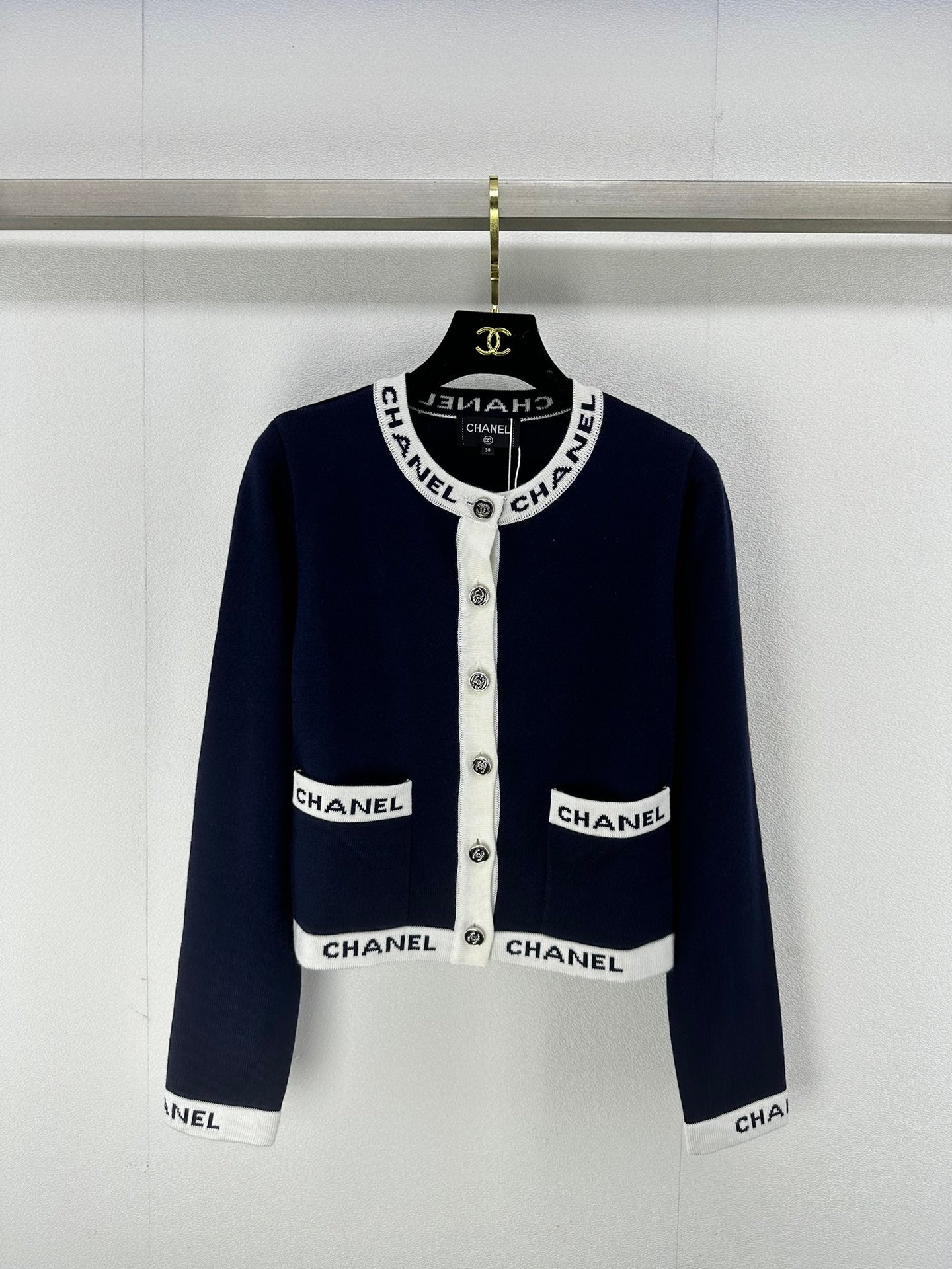 Chanel Sweaters Long Sleeved For Women #1251671