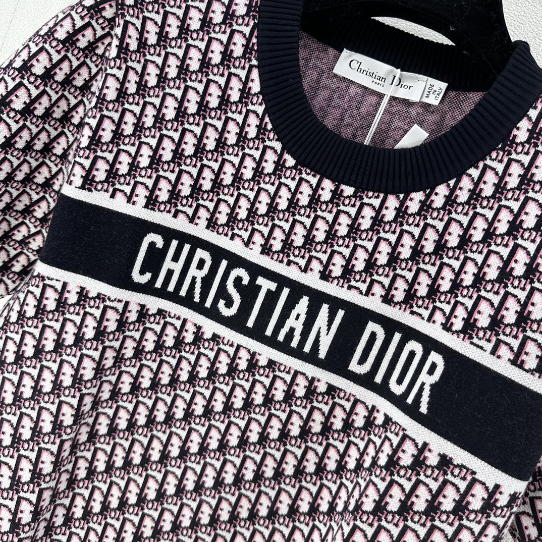 Christian Dior Sweaters Short Sleeved For Women #1251699