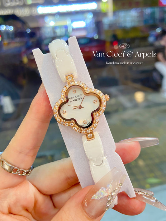 Van Cleef & Arpels Watches For Women #1256061