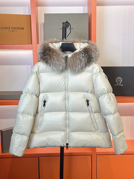 Moncler Down Feather Coat Long Sleeved For Women #1256989