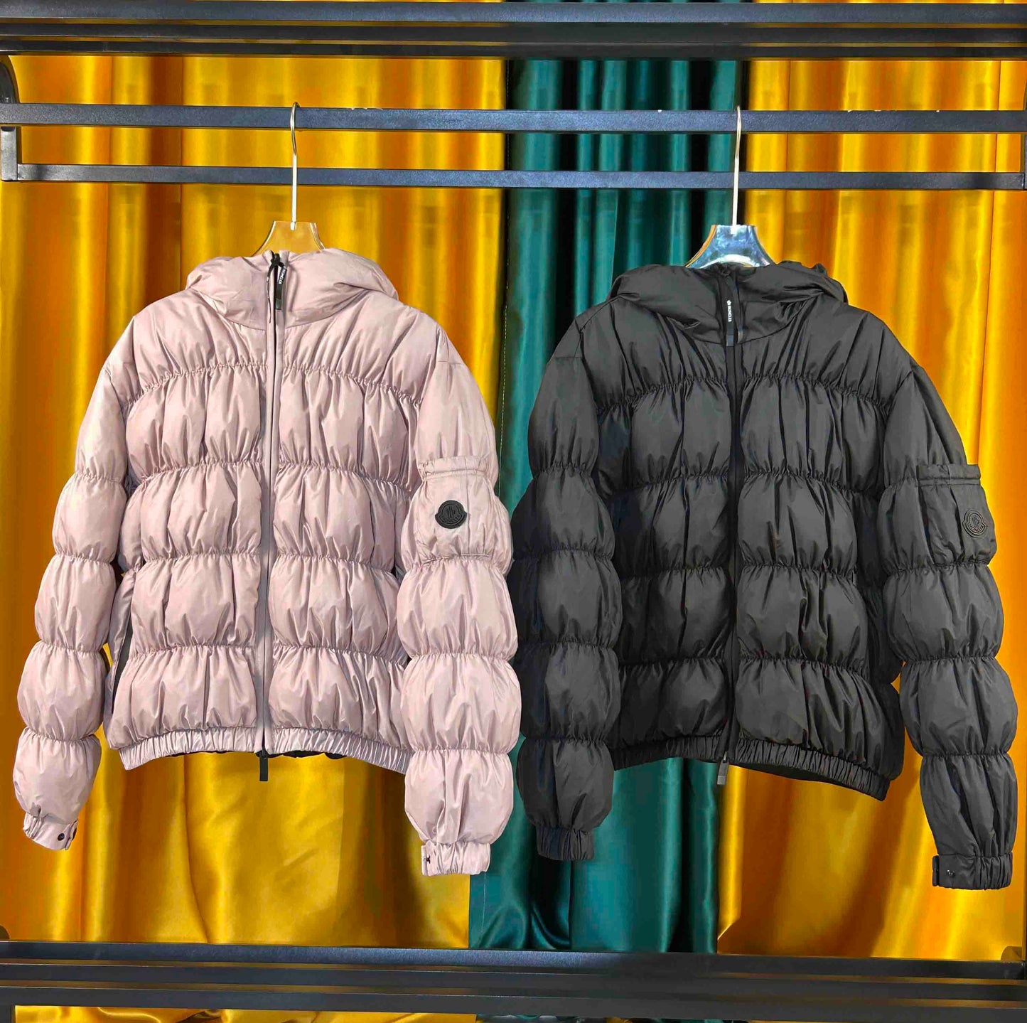 Moncler Down Feather Coat Long Sleeved For Women #1256991