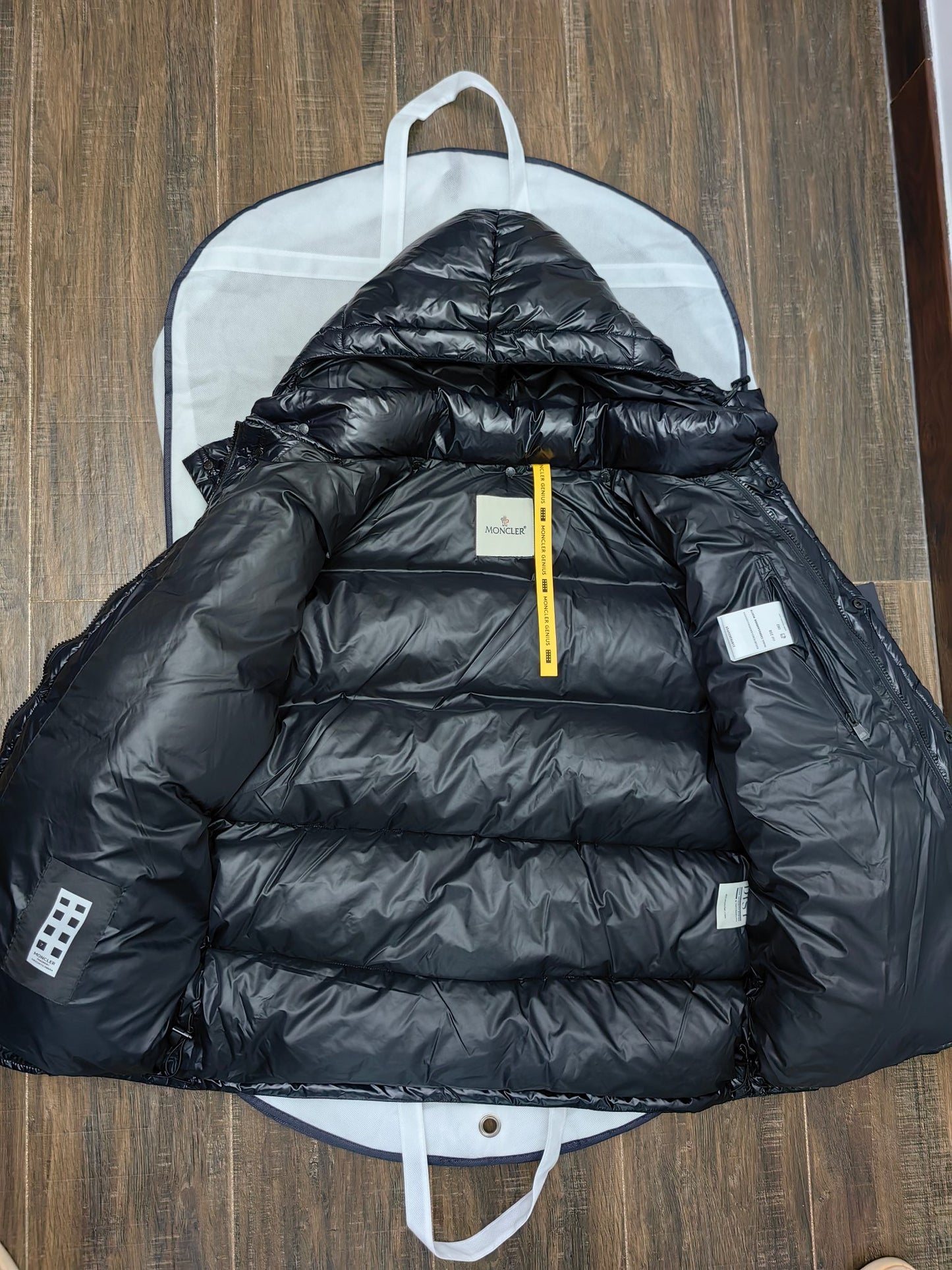 Moncler Down Feather Coat Long Sleeved For Men #1260000