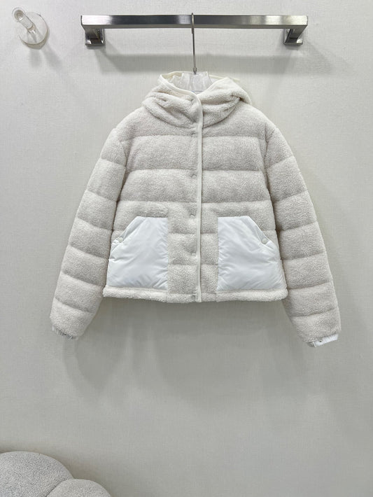 Moncler Down Feather Coat Long Sleeved For Women #1264007