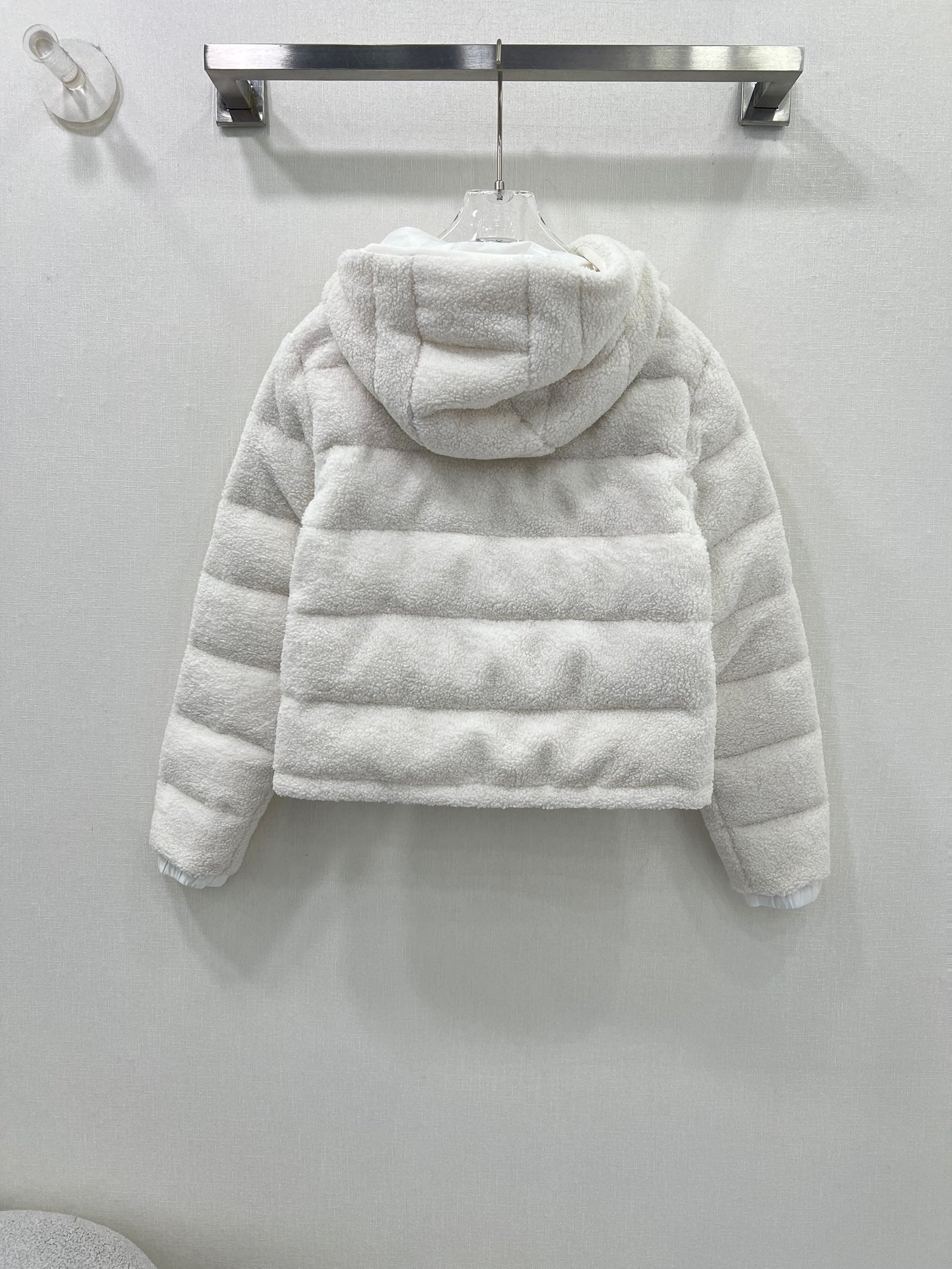 Moncler Down Feather Coat Long Sleeved For Women #1264007