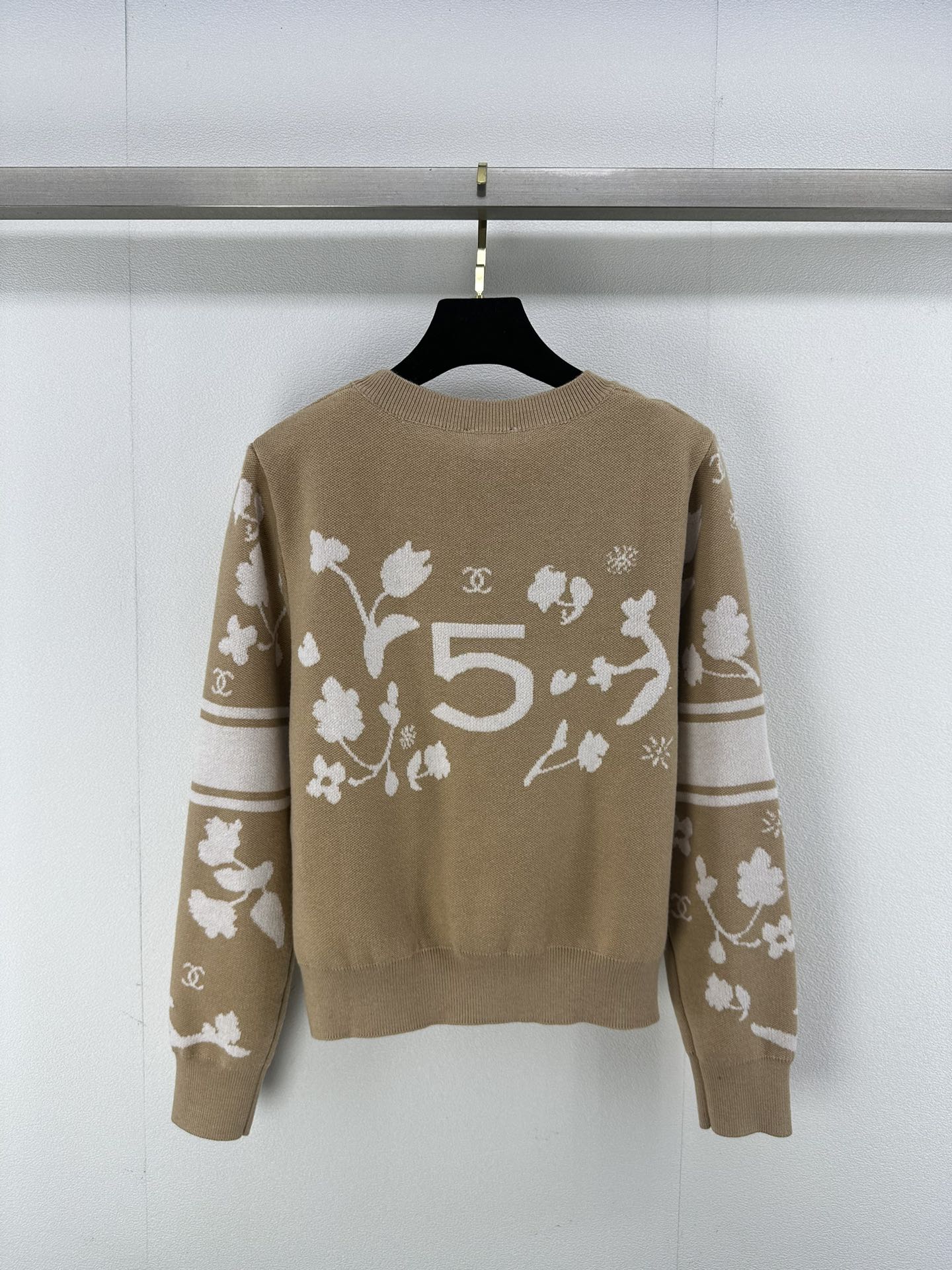 Chanel Sweaters Long Sleeved For Women #1264105