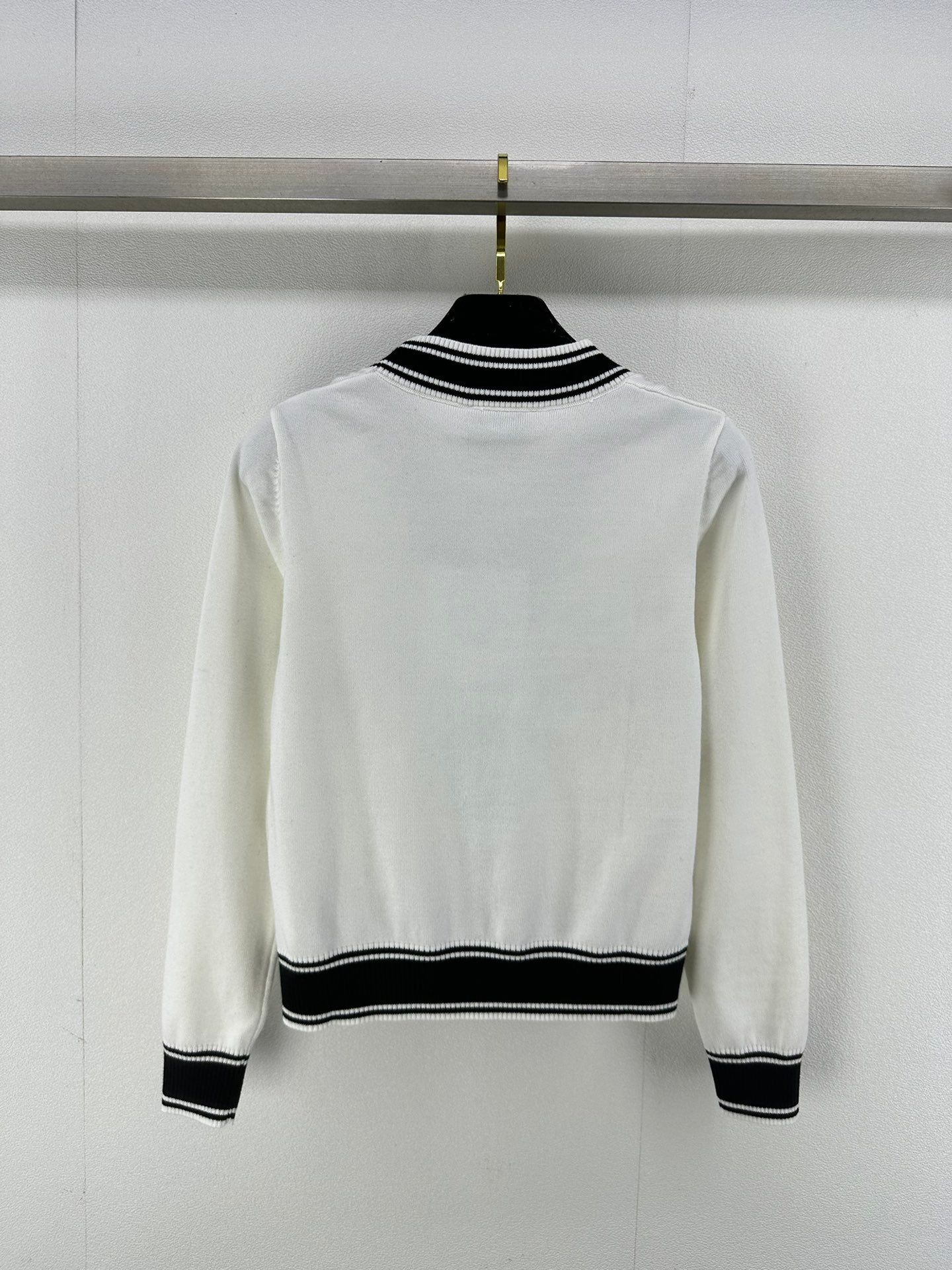 Chanel Sweaters Long Sleeved For Women #1264107