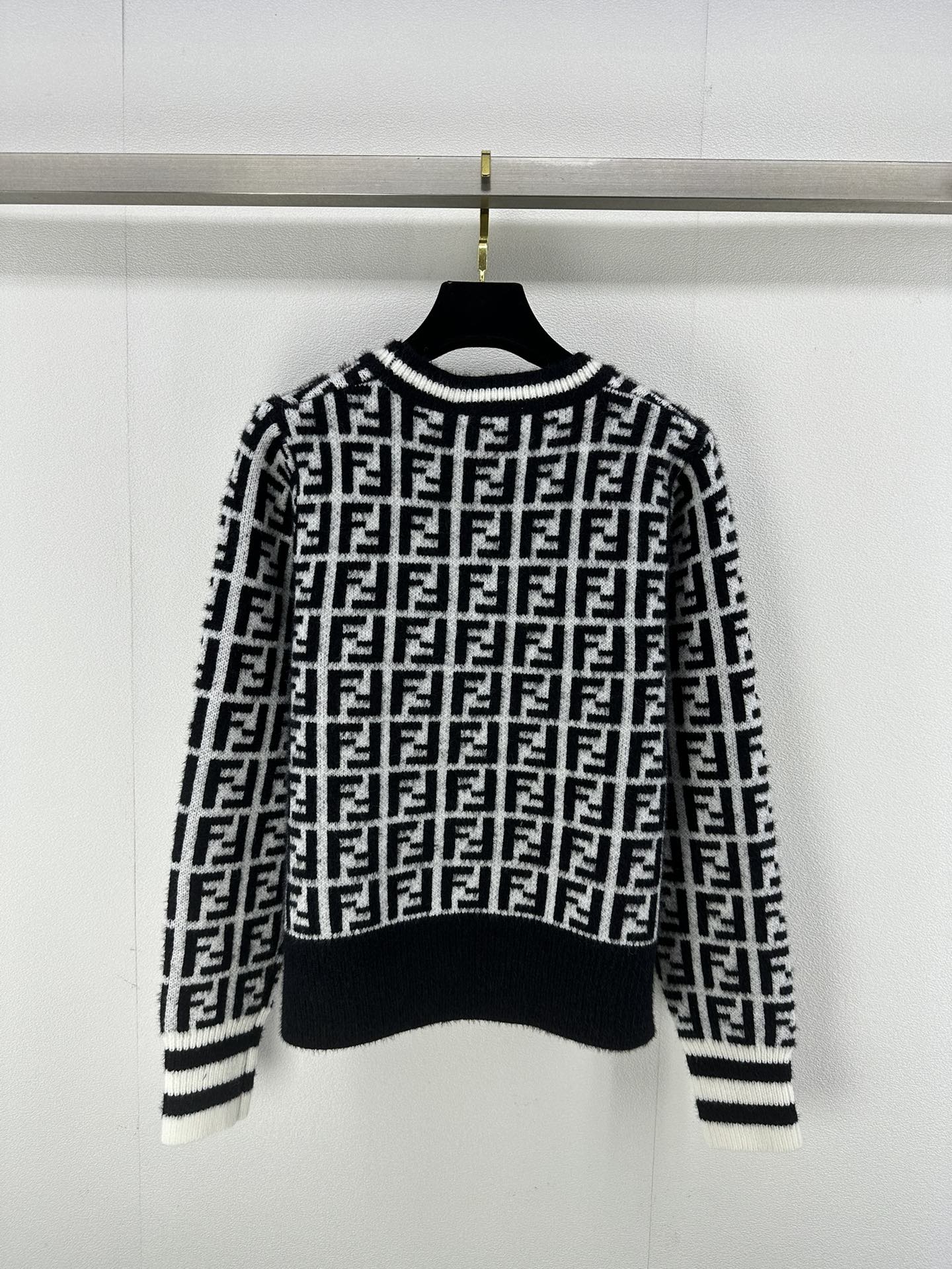 Fendi Sweaters Long Sleeved For Women #1264222