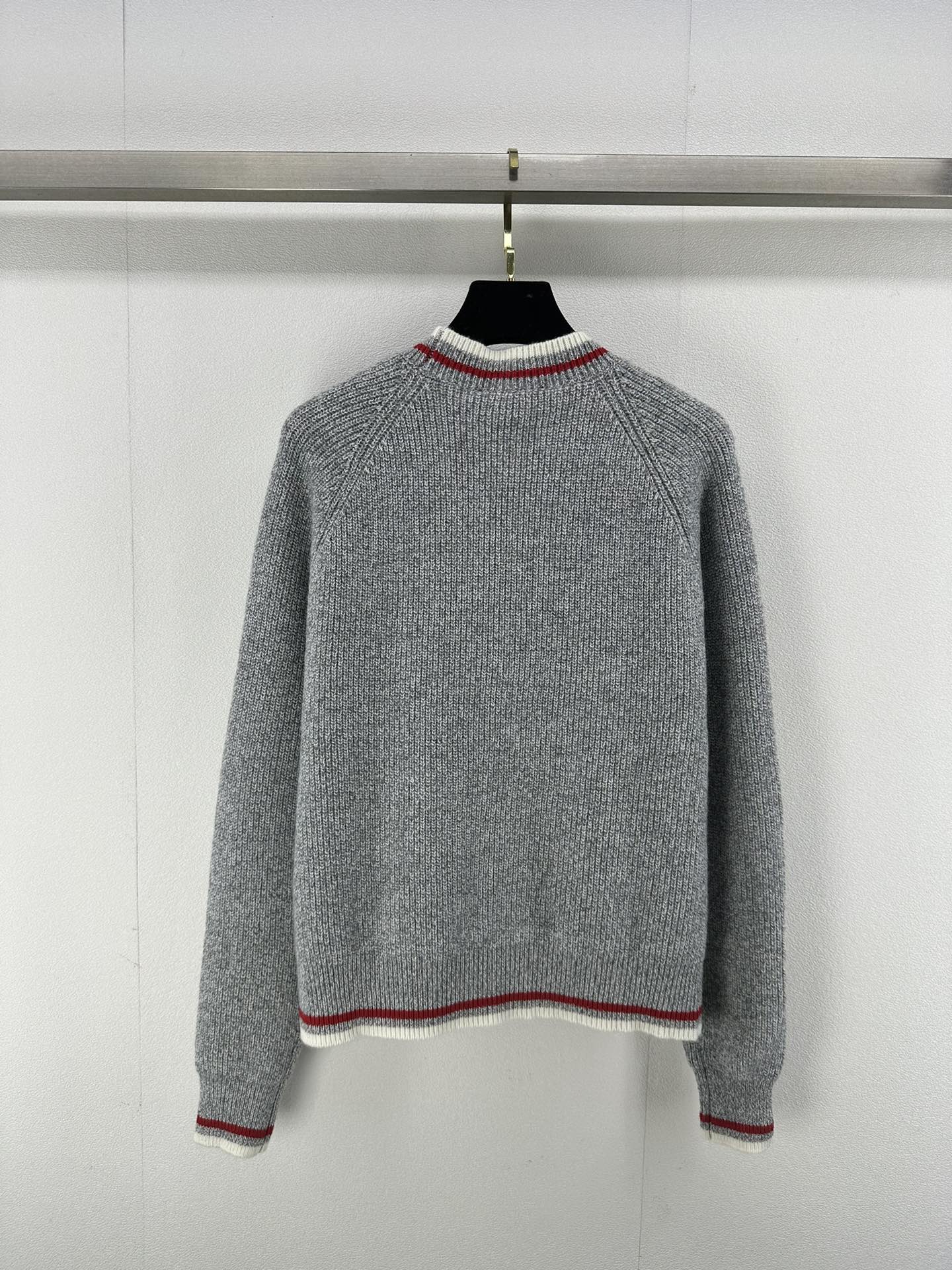 Gucci Sweaters Long Sleeved For Women #1264231