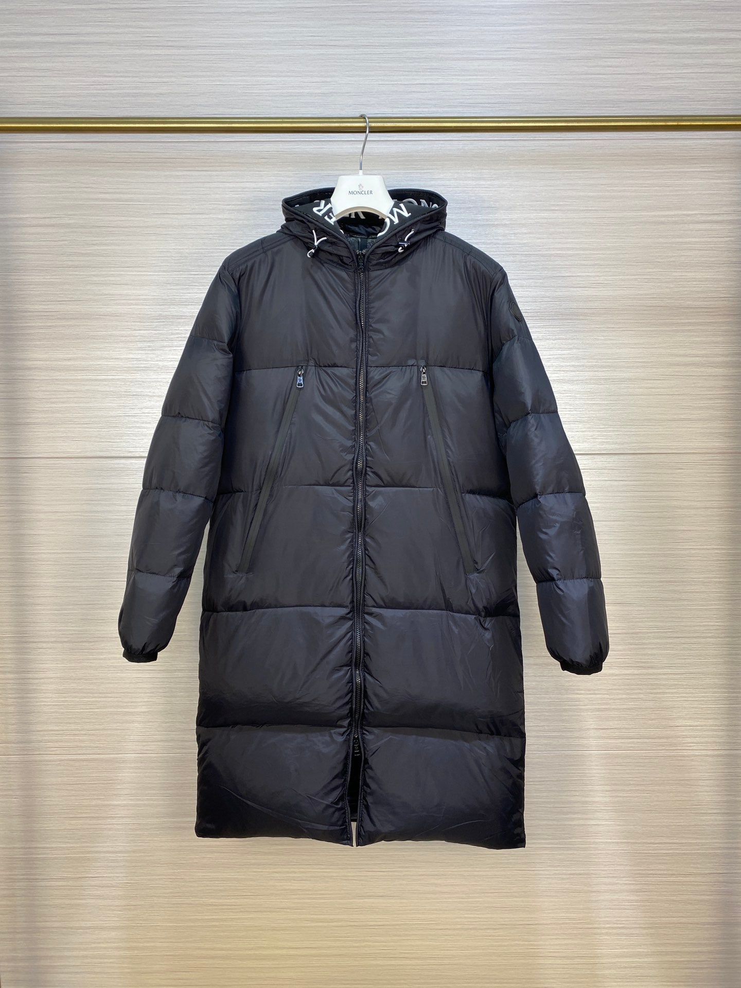 Moncler Down Feather Coat Long Sleeved For Men #1264253