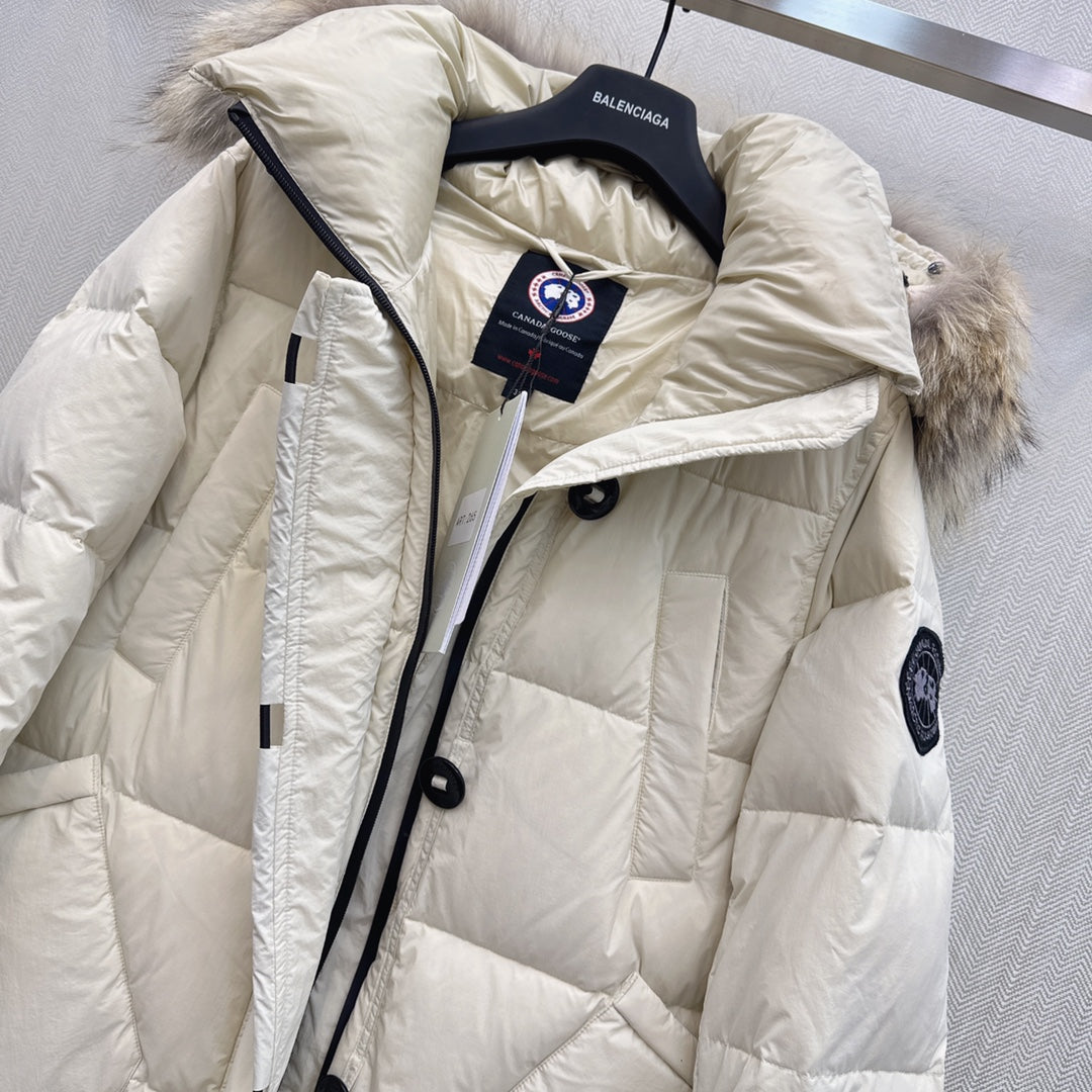 Canada Goose Down Feather Coat Long Sleeved For Women #1264261