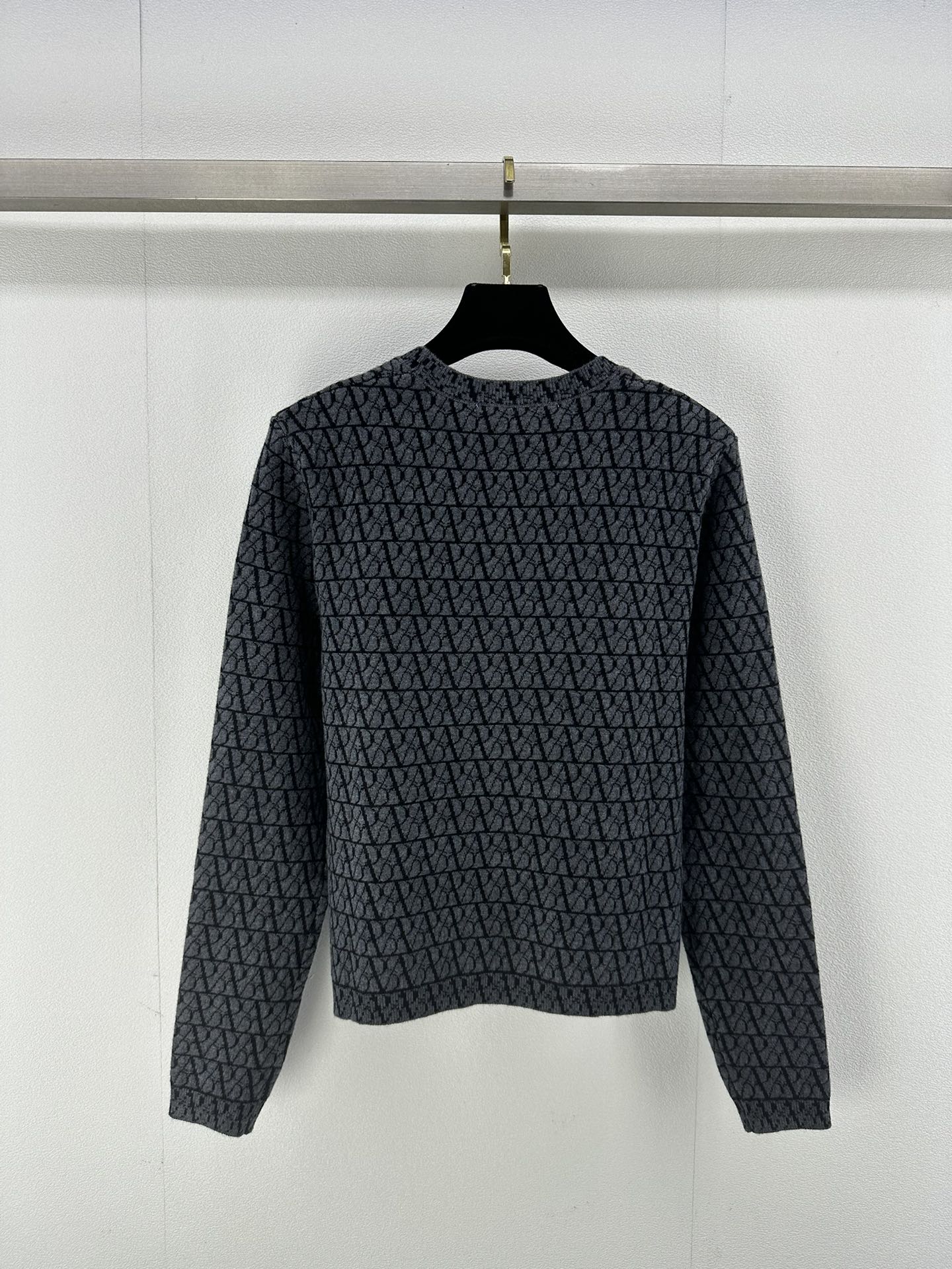 Valentino Sweaters Long Sleeved For Women #1264323