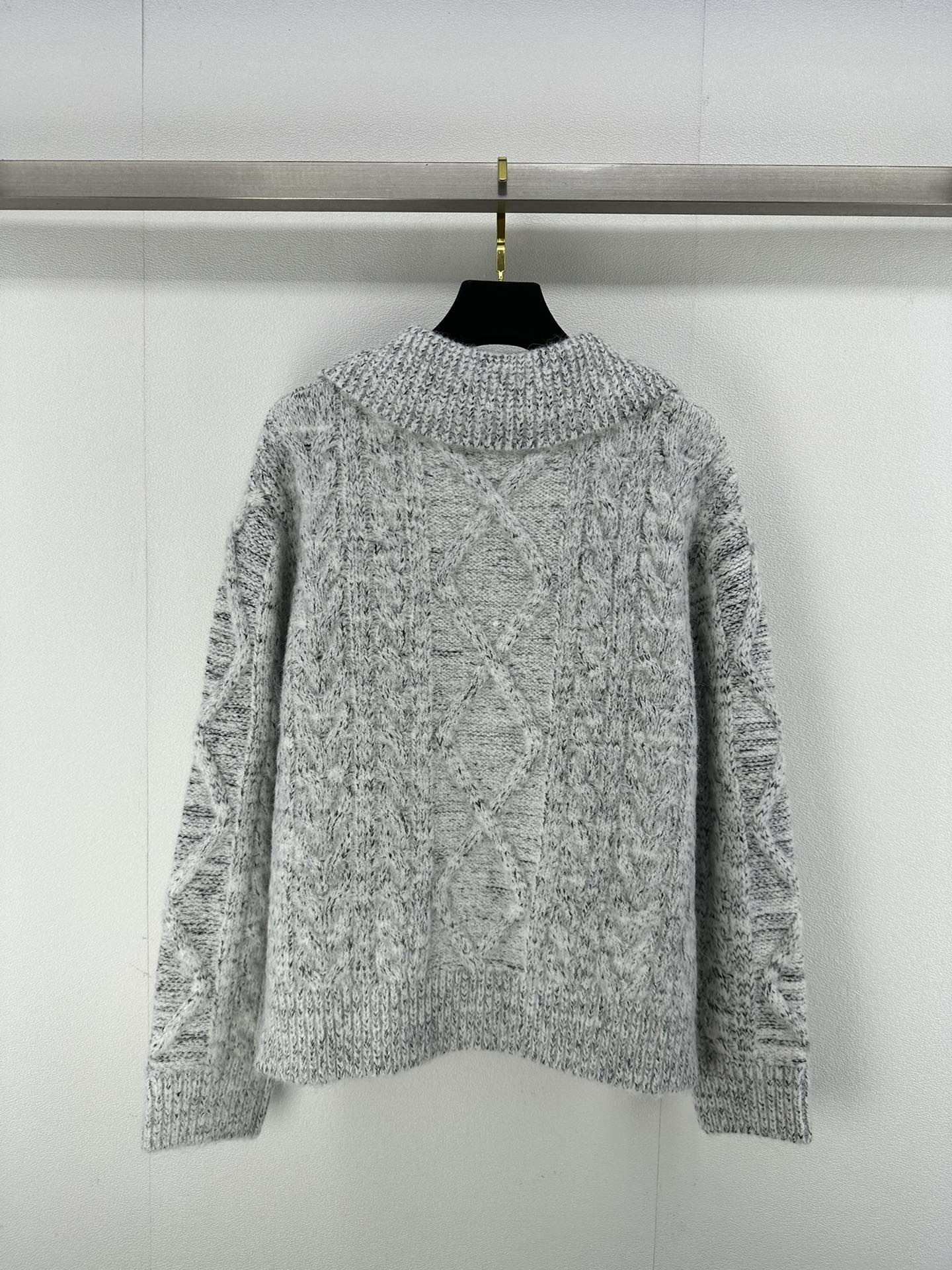 Valentino Sweaters Long Sleeved For Women #1264327