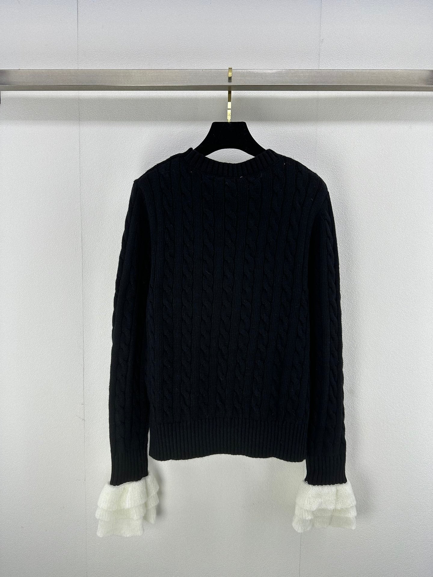 Valentino Sweaters Long Sleeved For Women #1264332