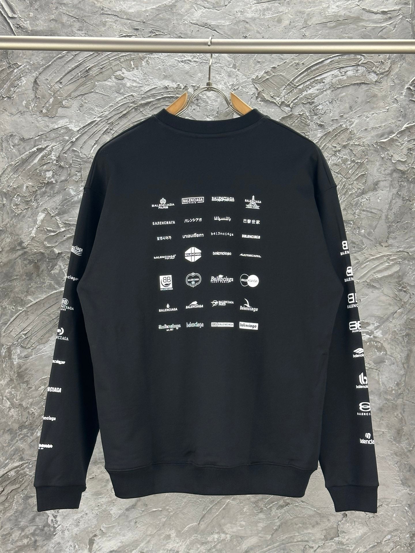 Balenciaga Hoodies Long Sleeved For Men #1266956