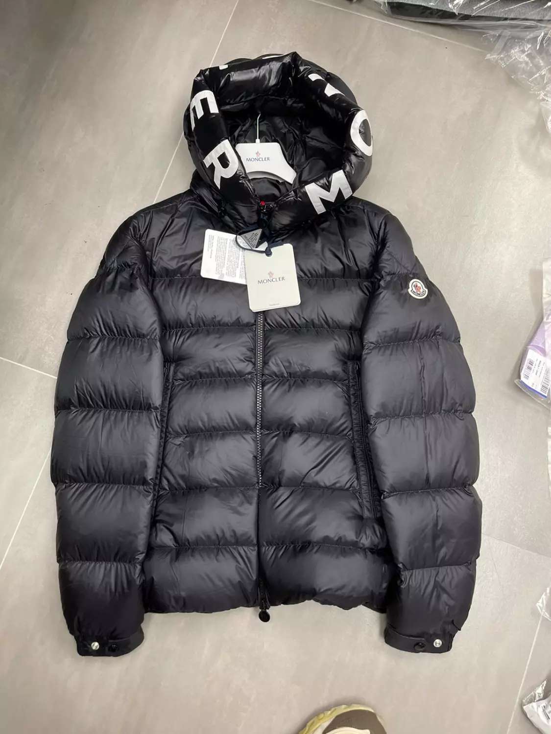 Moncler Down Feather Coat Long Sleeved For Men #1267565