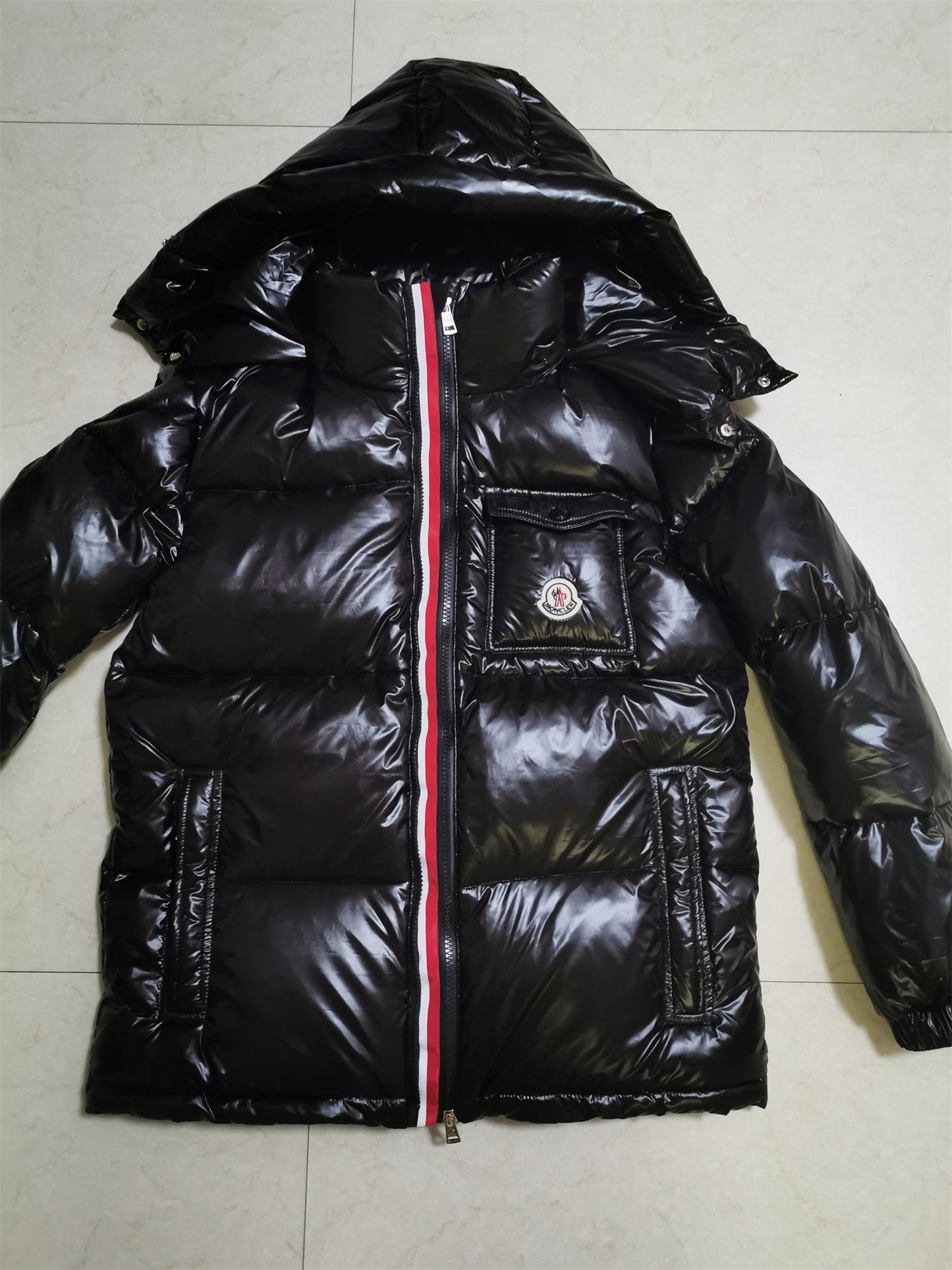 Moncler Down Feather Coat Long Sleeved For Men #1267572